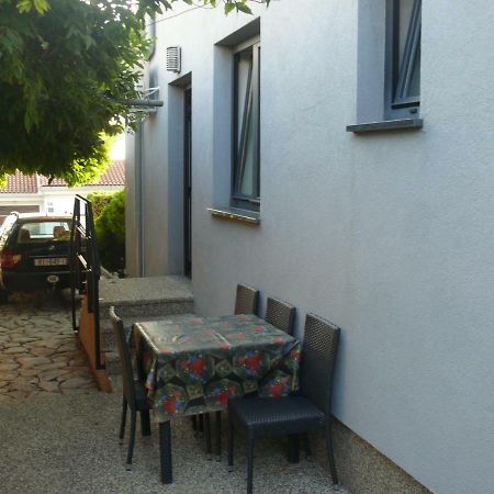 אומיסאליי Apartment Branimir מראה חיצוני תמונה